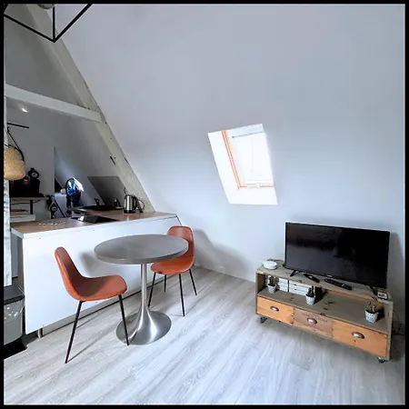 L'escapade Apartment *