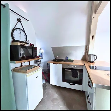 L'escapade Apartment *